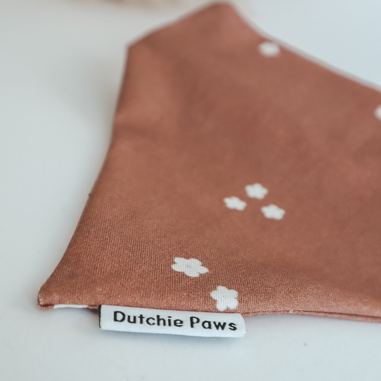 Choco Daisy ─ Scrunchie Bandana