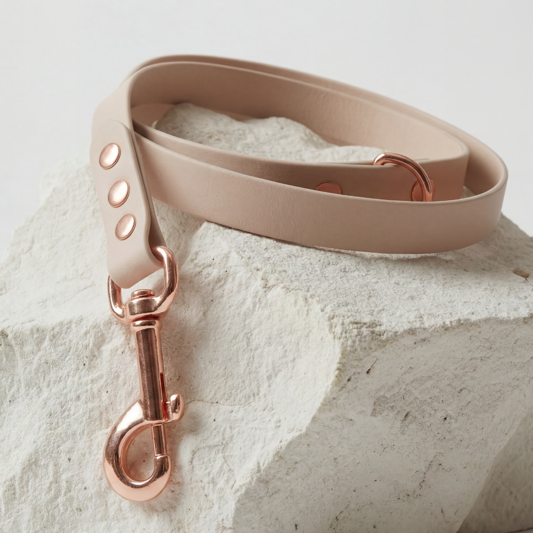 Waterproof Leash ─ Nude